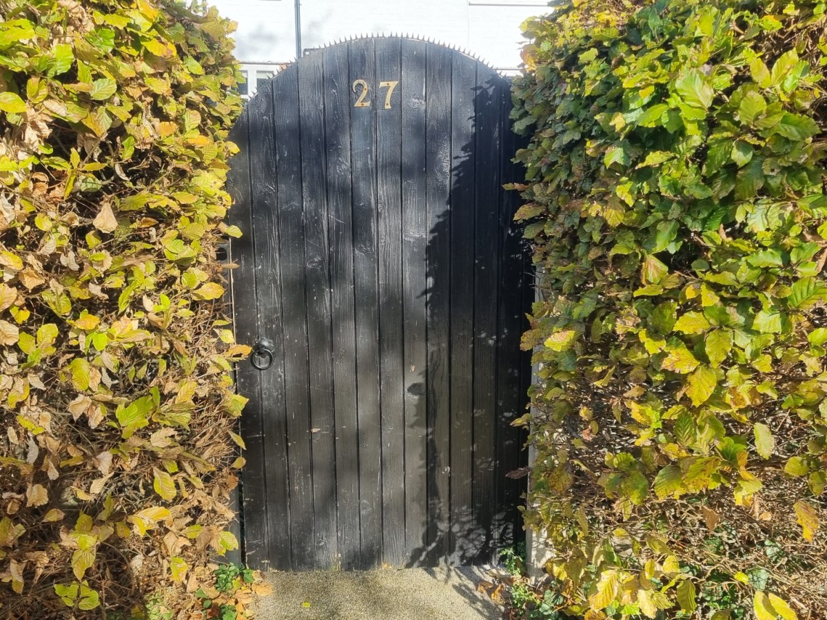 Garden gate repair
